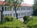 Увеличете снимка 3 - 201 Основно Училище "Св.Св. Кирил и Методий"